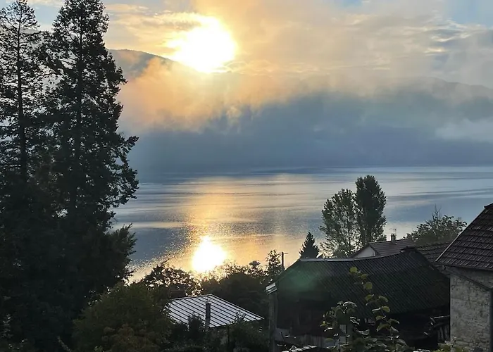Villa Avec Vue Lac Panoramique Proche De La Plage